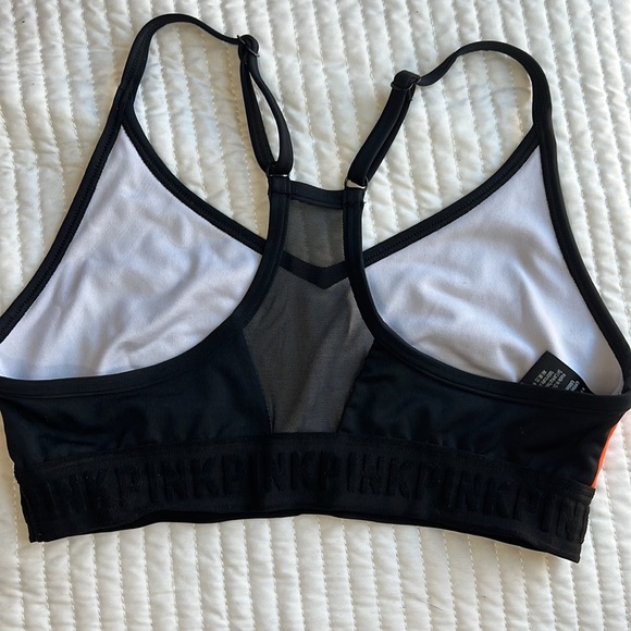 Pink sports bra - Picture 3 of 4